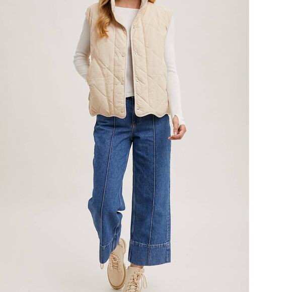 Button Down Quilted Puffer Vest with Pockets Creamy Beige - Picture 11 of 12